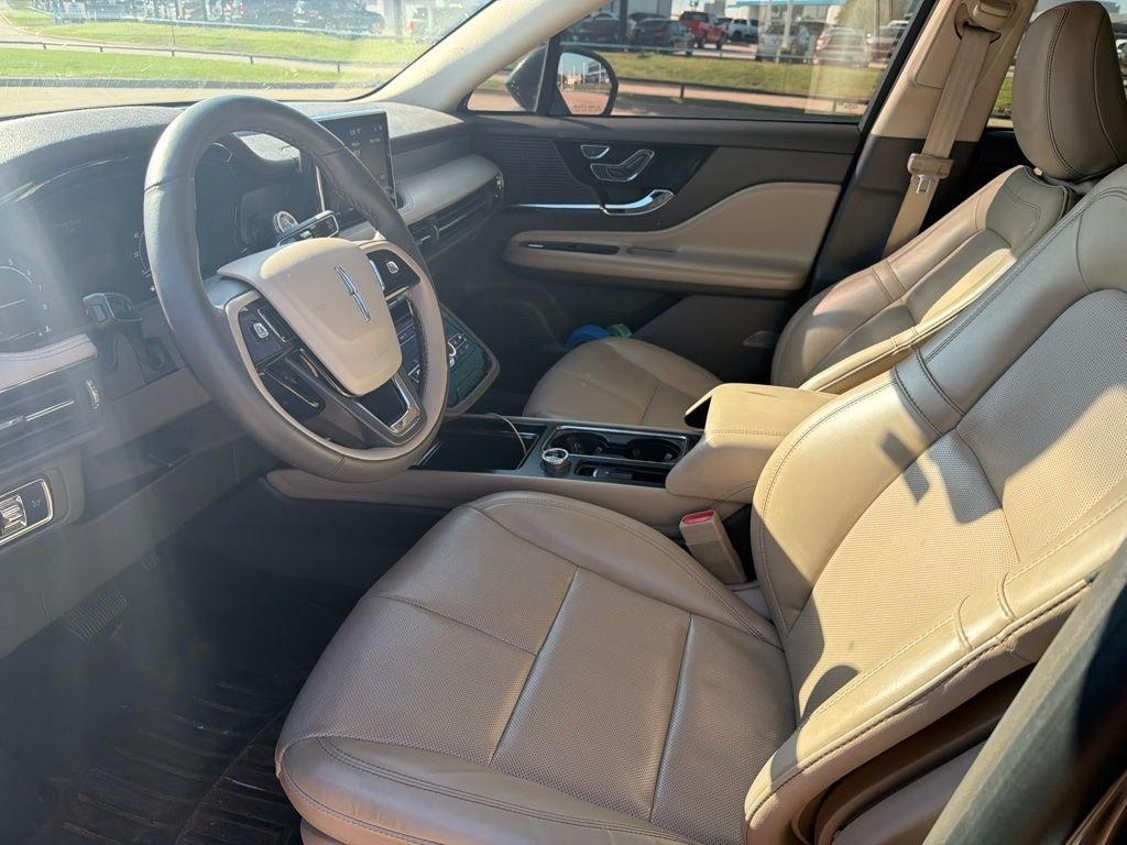 Used 2022 Gray Lincoln Standard image 7