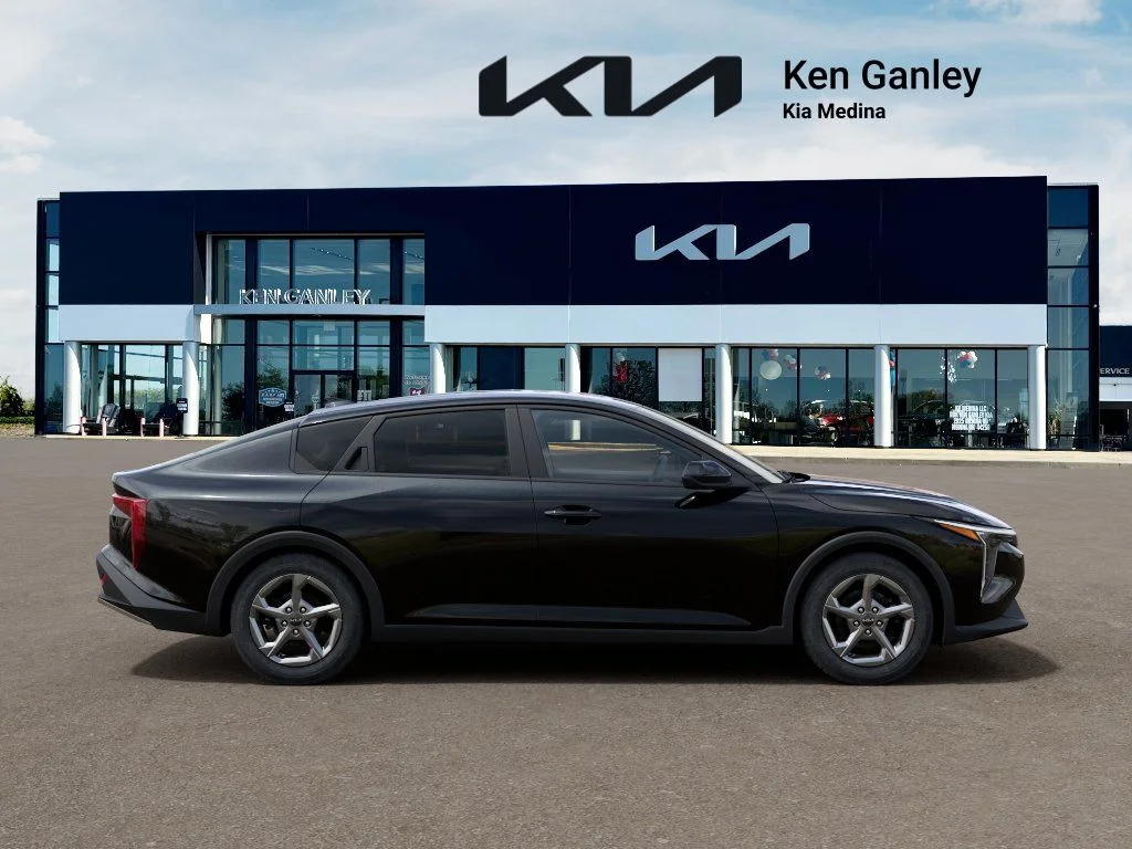 New 2026 Aurora Black Pearl Kia LXS image 7