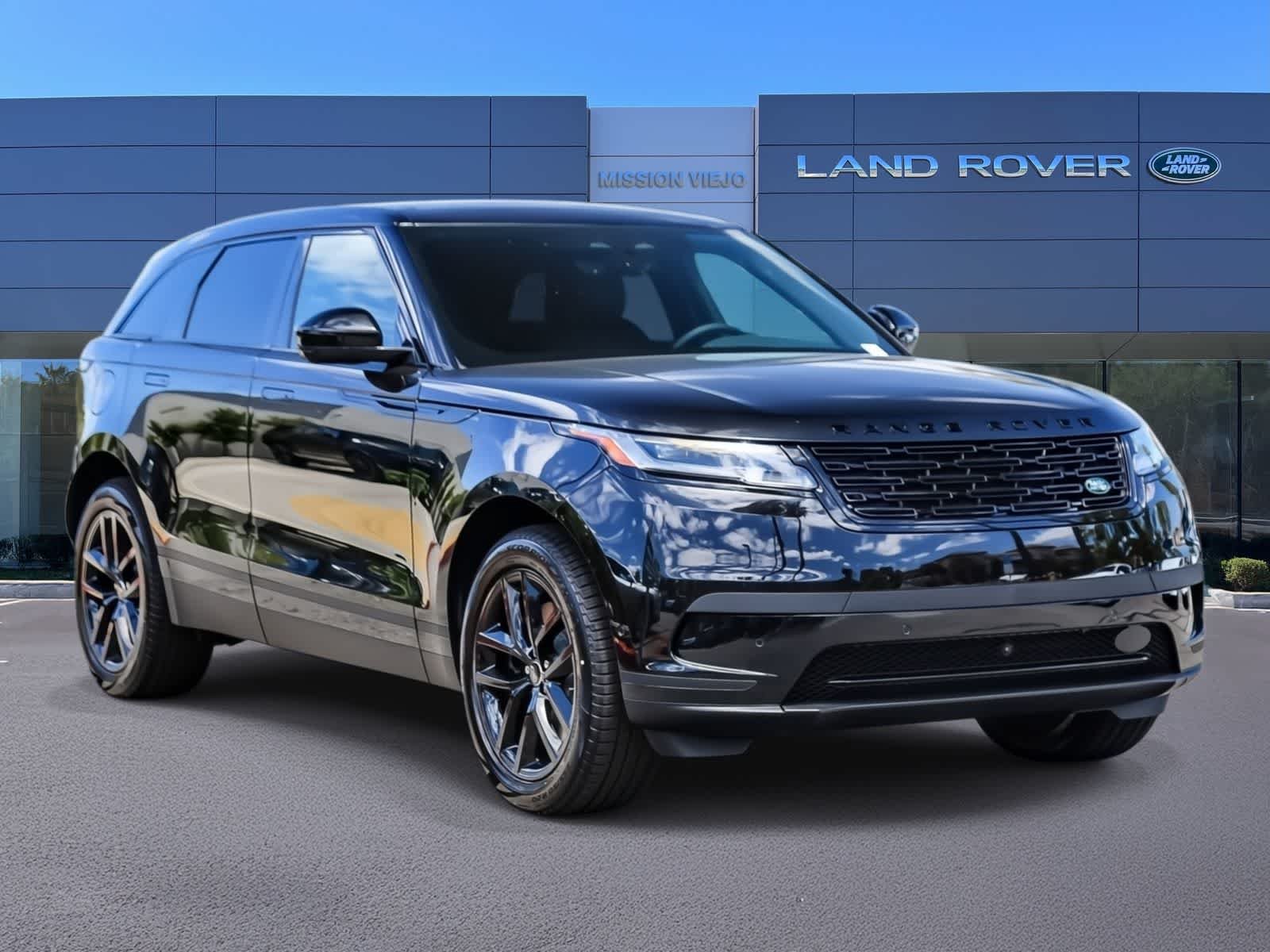 New 2026 Santorini Black Land Rover S image 3