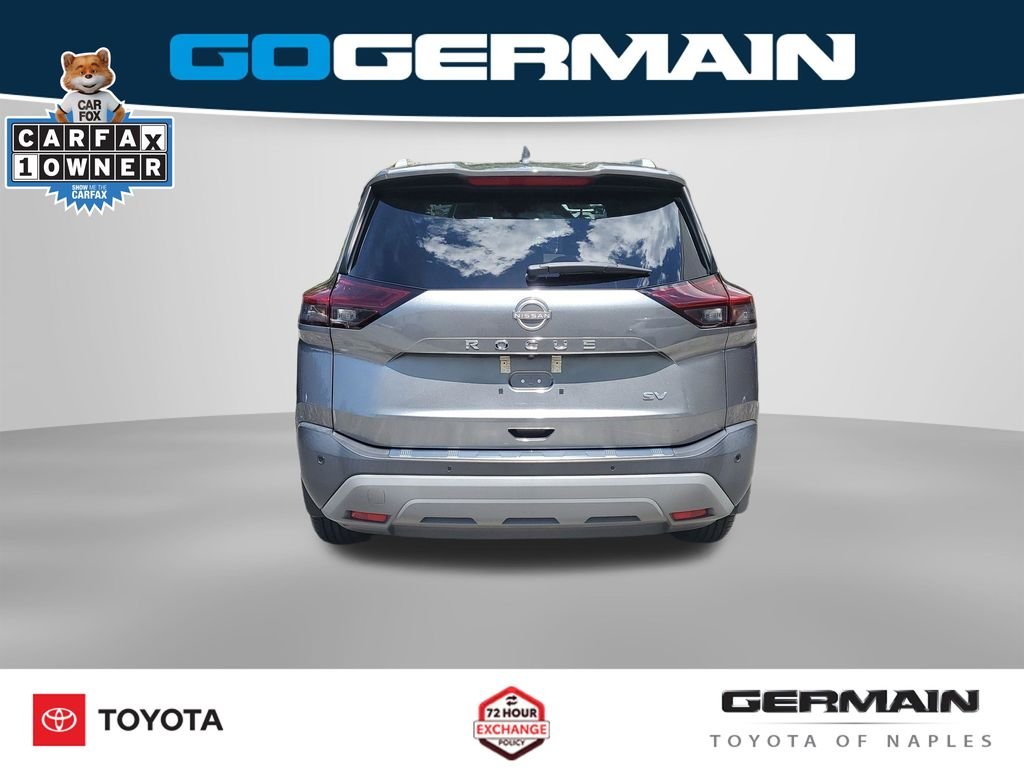 Used 2023 Gray Nissan SV image 11