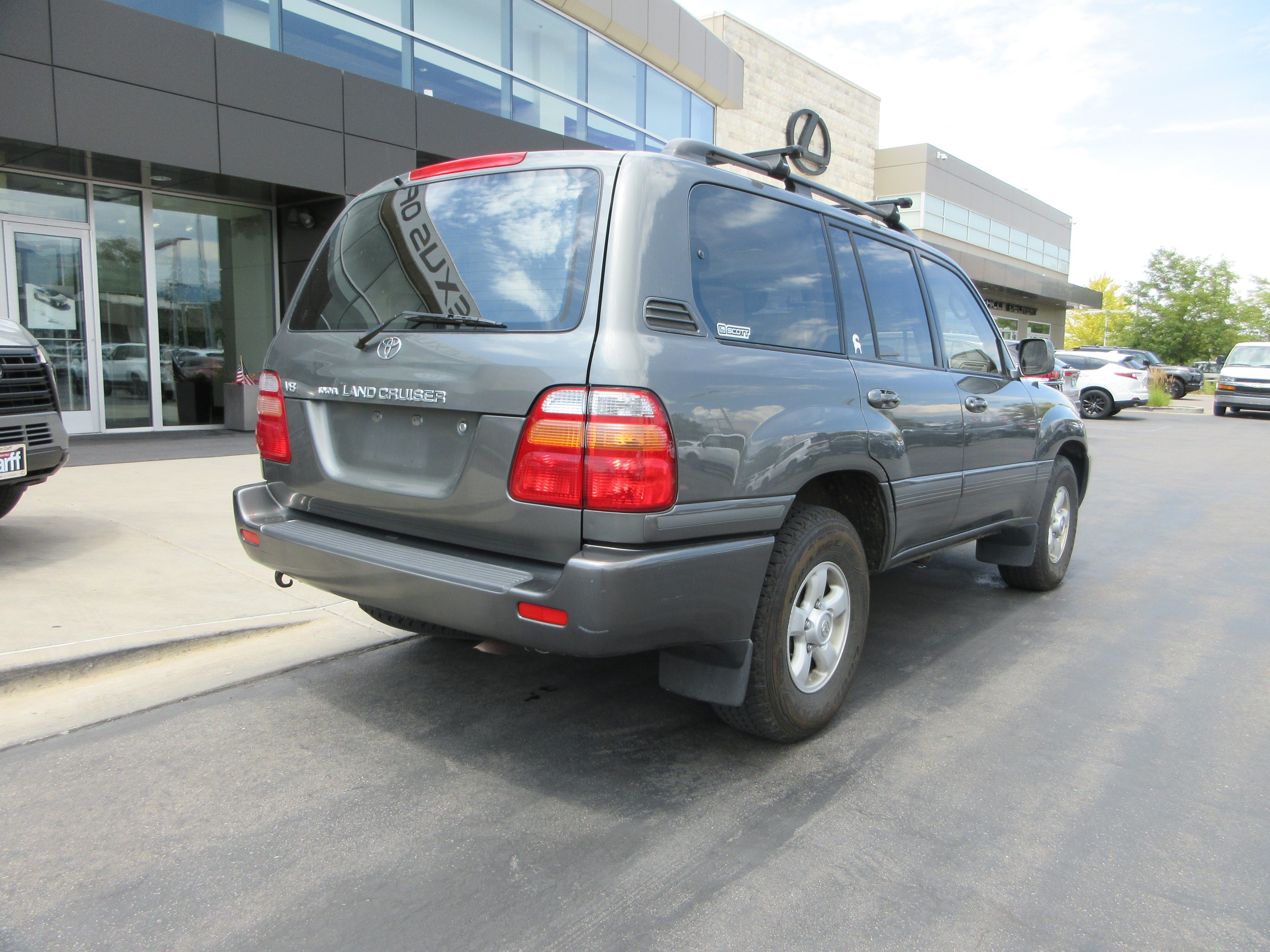 Used 2000 River Rock Green Metallic Toyota Base image 9