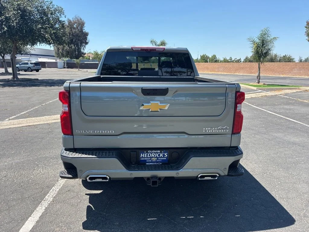 2026 Chevrolet Silverado 1500 High Country - Photo 4