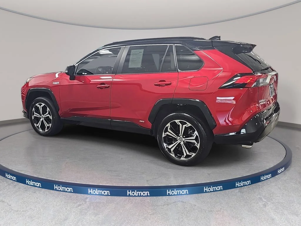 Used 2022 Red Toyota XSE image 9