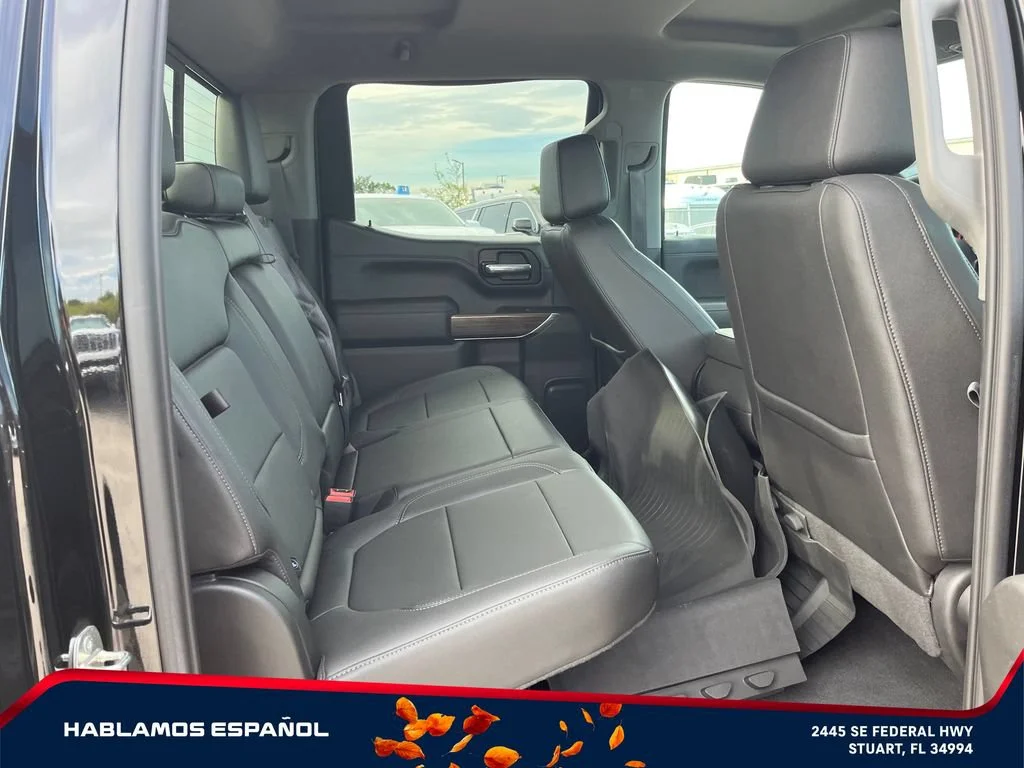 Used 2021 BLACK Chevrolet LT image 17