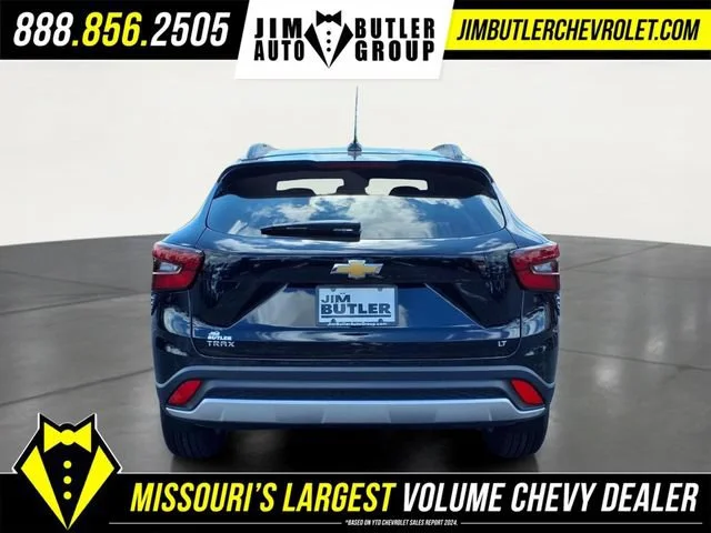 New 2026 Mosaic Black Metallic Chevrolet LT image 19