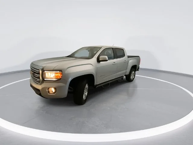 Used 2016 Silver GMC SLE1 image 5
