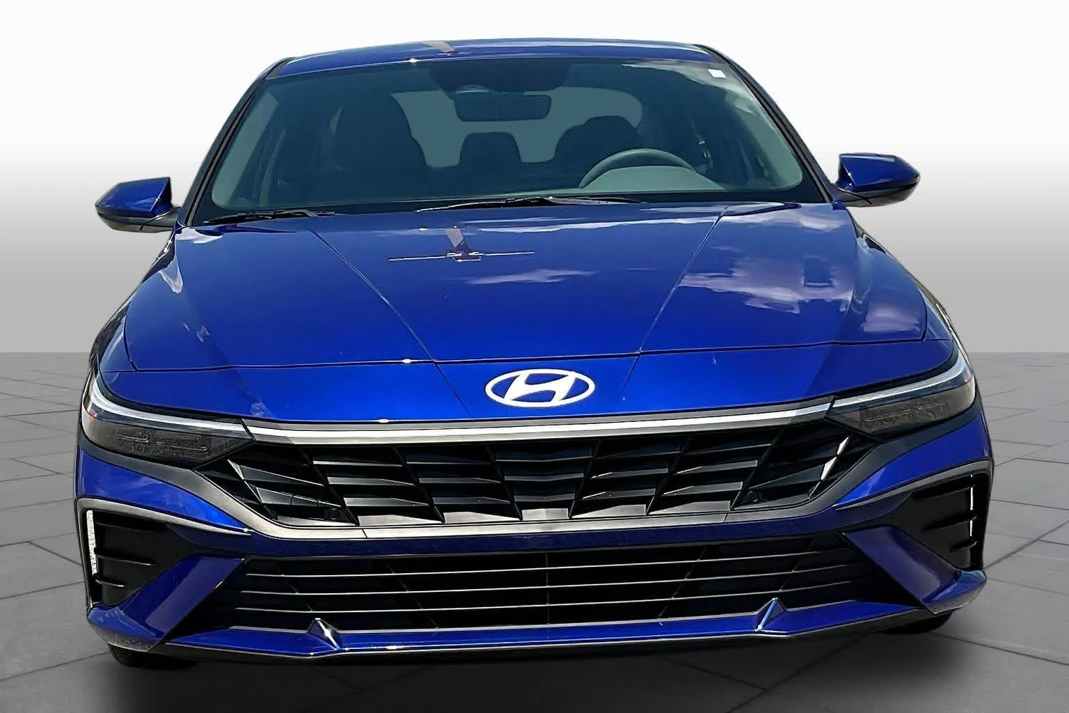 Used 2024 Intense Blue Hyundai SEL image 4