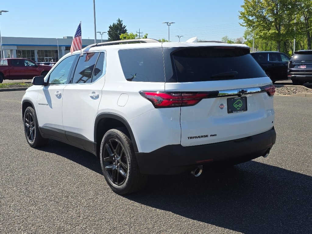Used 2023 Summit White Chevrolet LT image 13