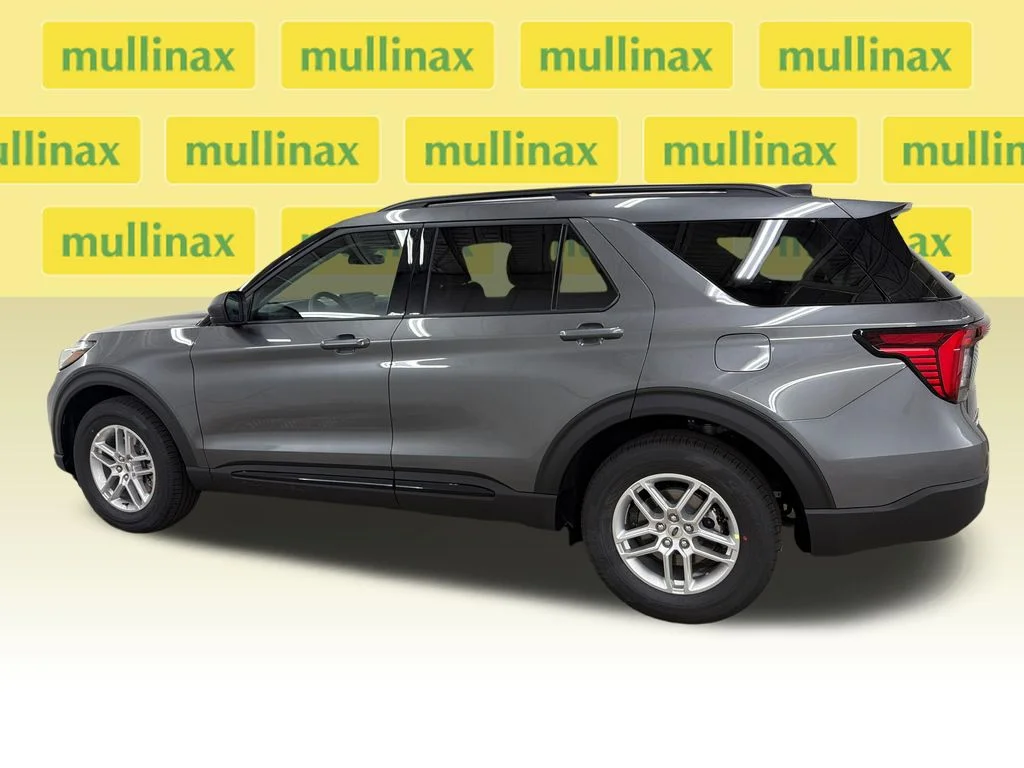 New 2026 Gray Ford Active image 11
