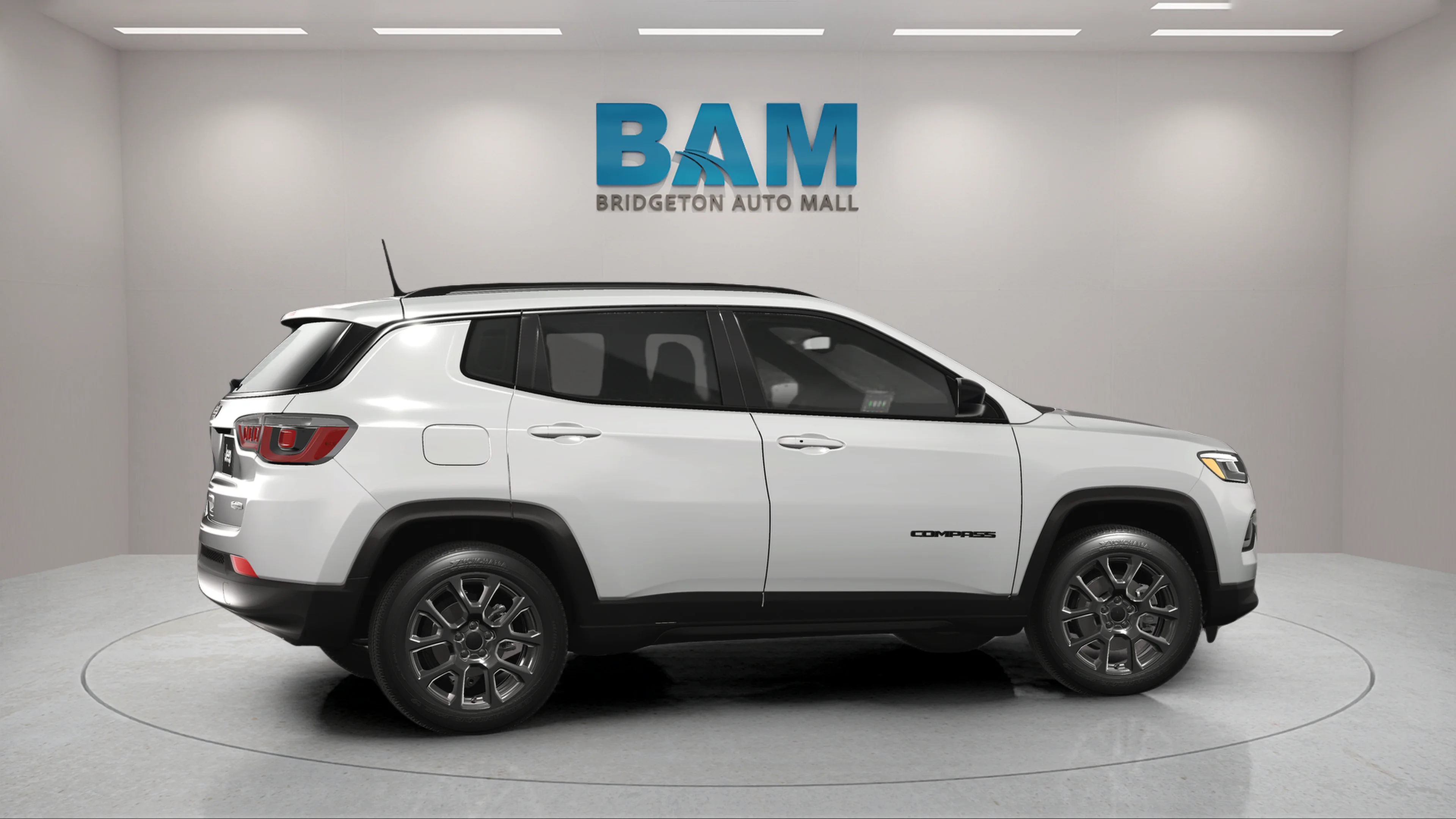 New 2026 Bright White Clear-Coat Exterior Paint Jeep Latitude Altitude image 4