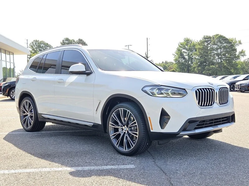 Used 2023 Alpine White BMW XDRIVE30I SPORTS ACTIVITY VEHICLE image 5