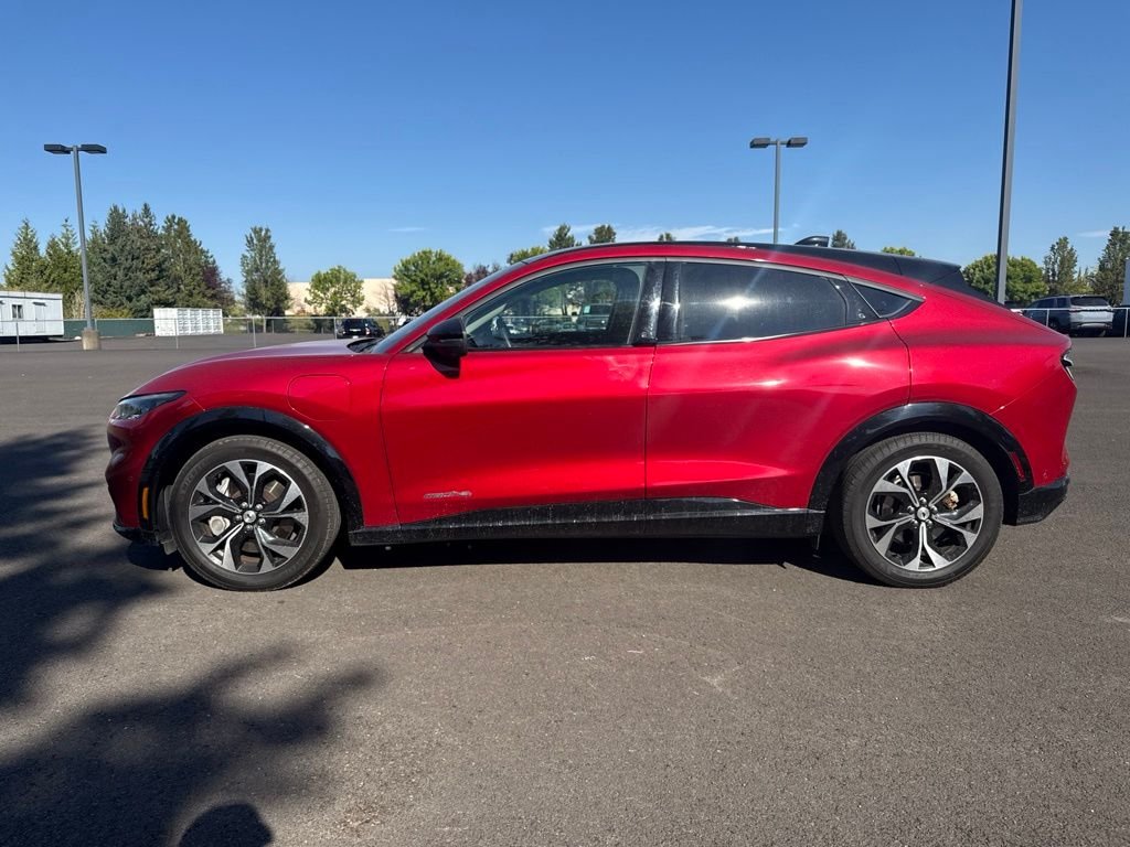 Used 2023 Rapid Red Metallic Tinted Clearcoat Ford Premium image 4