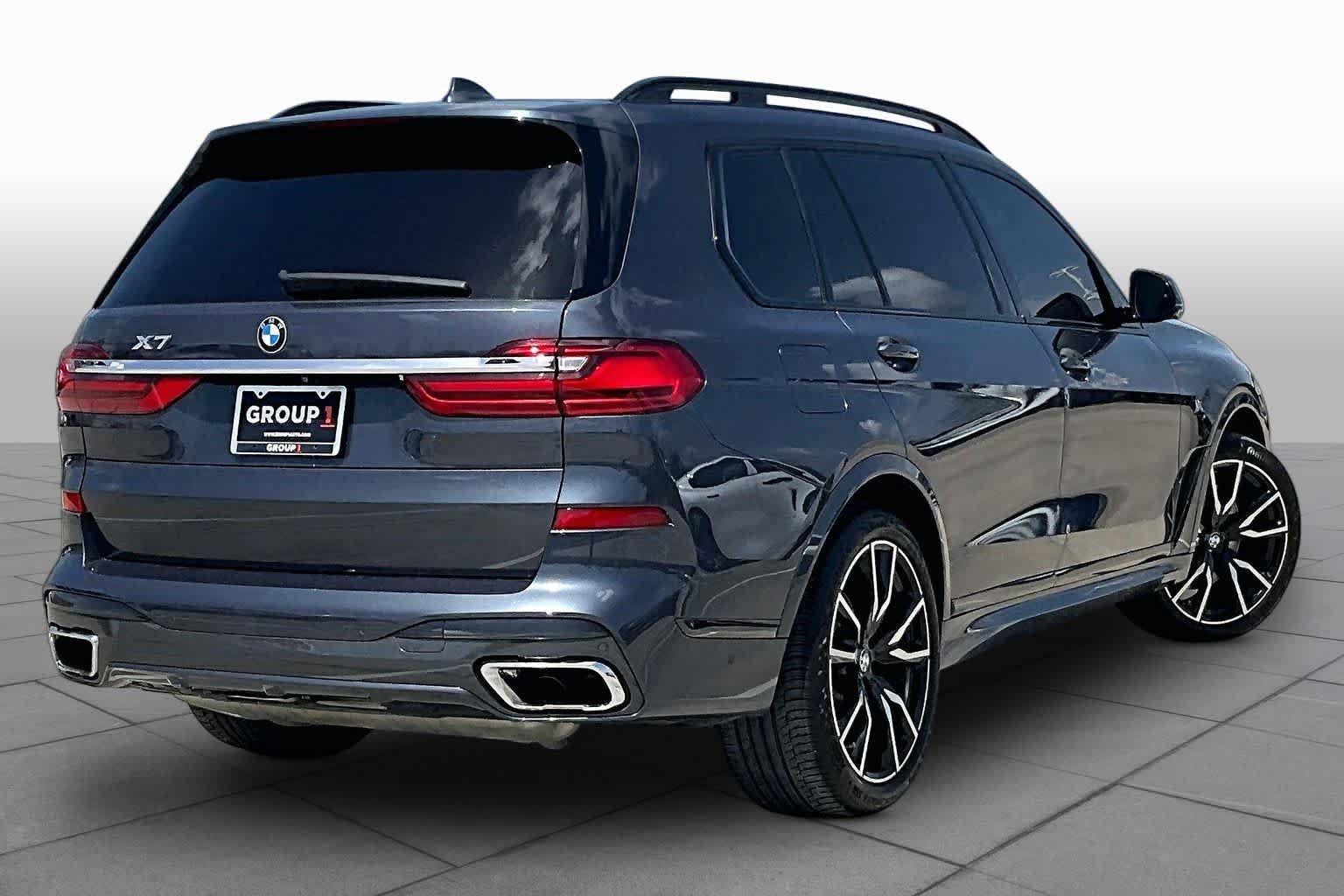 Used 2019 Arctic Gray Metallic BMW xDrive50i image 12