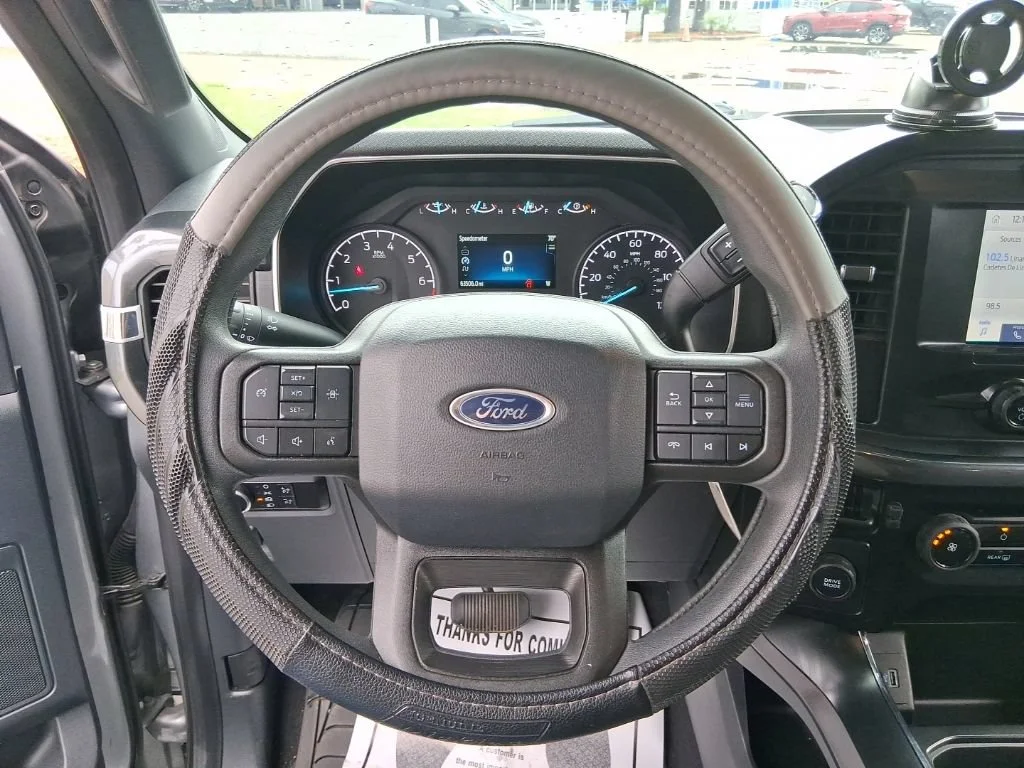 Used 2023  Ford XL image 9