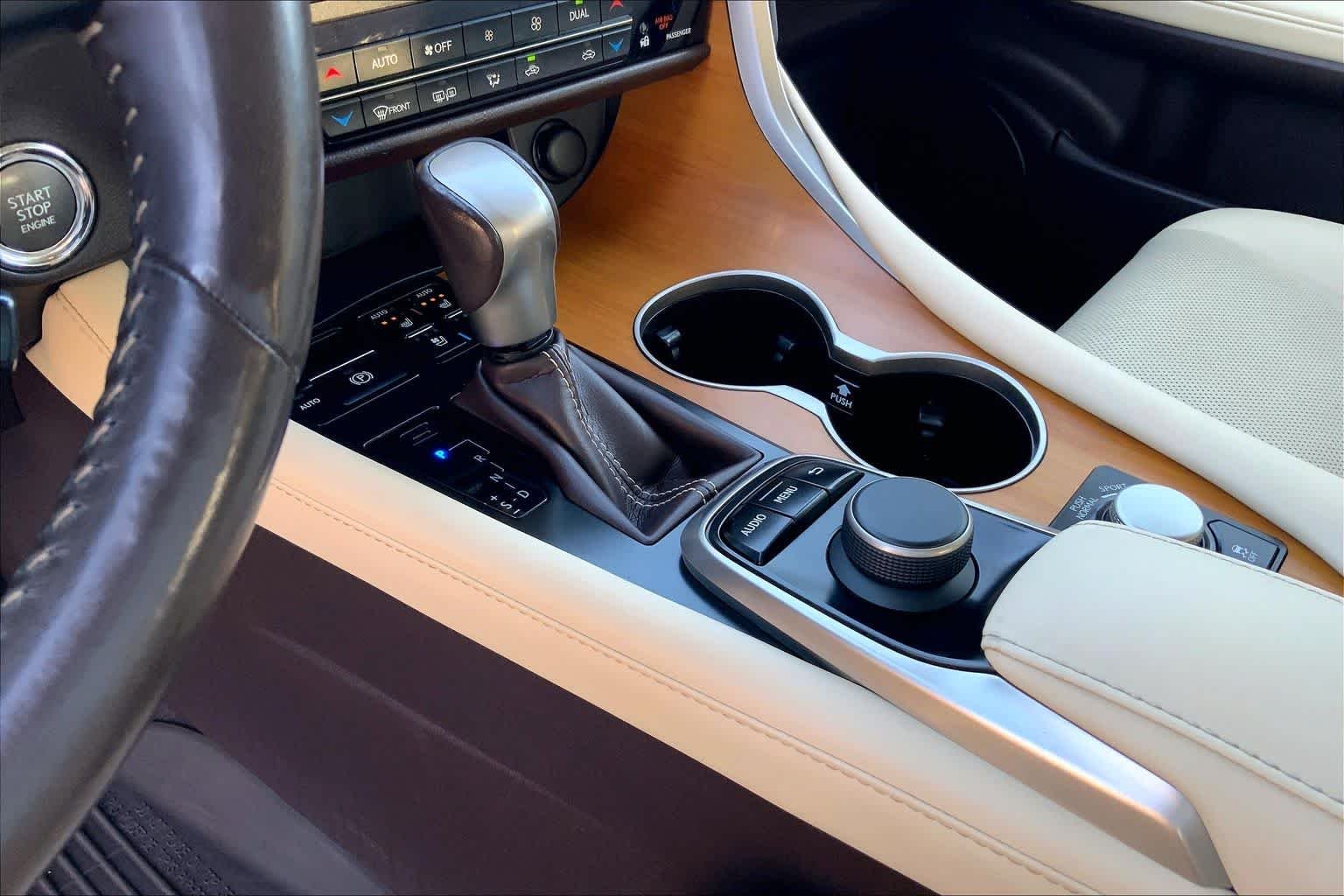 Used 2019 Obsidian Lexus  image 16