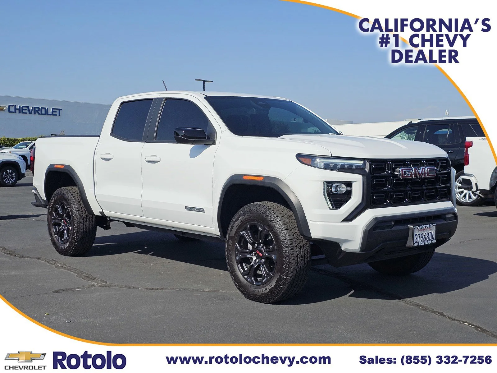 2024 GMC Canyon 2WD Elevation Crew Cab Short Box's photo