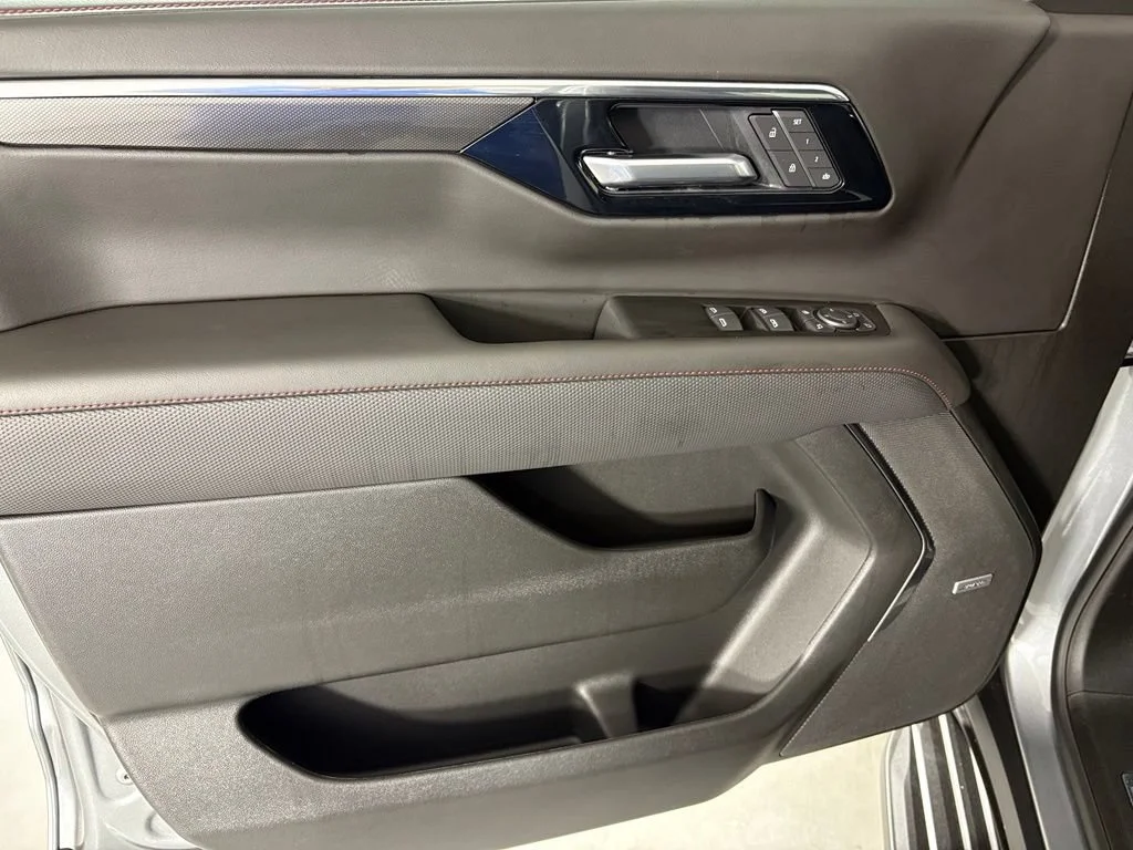 New 2026 Sterling Gray Metallic Chevrolet RST image 17