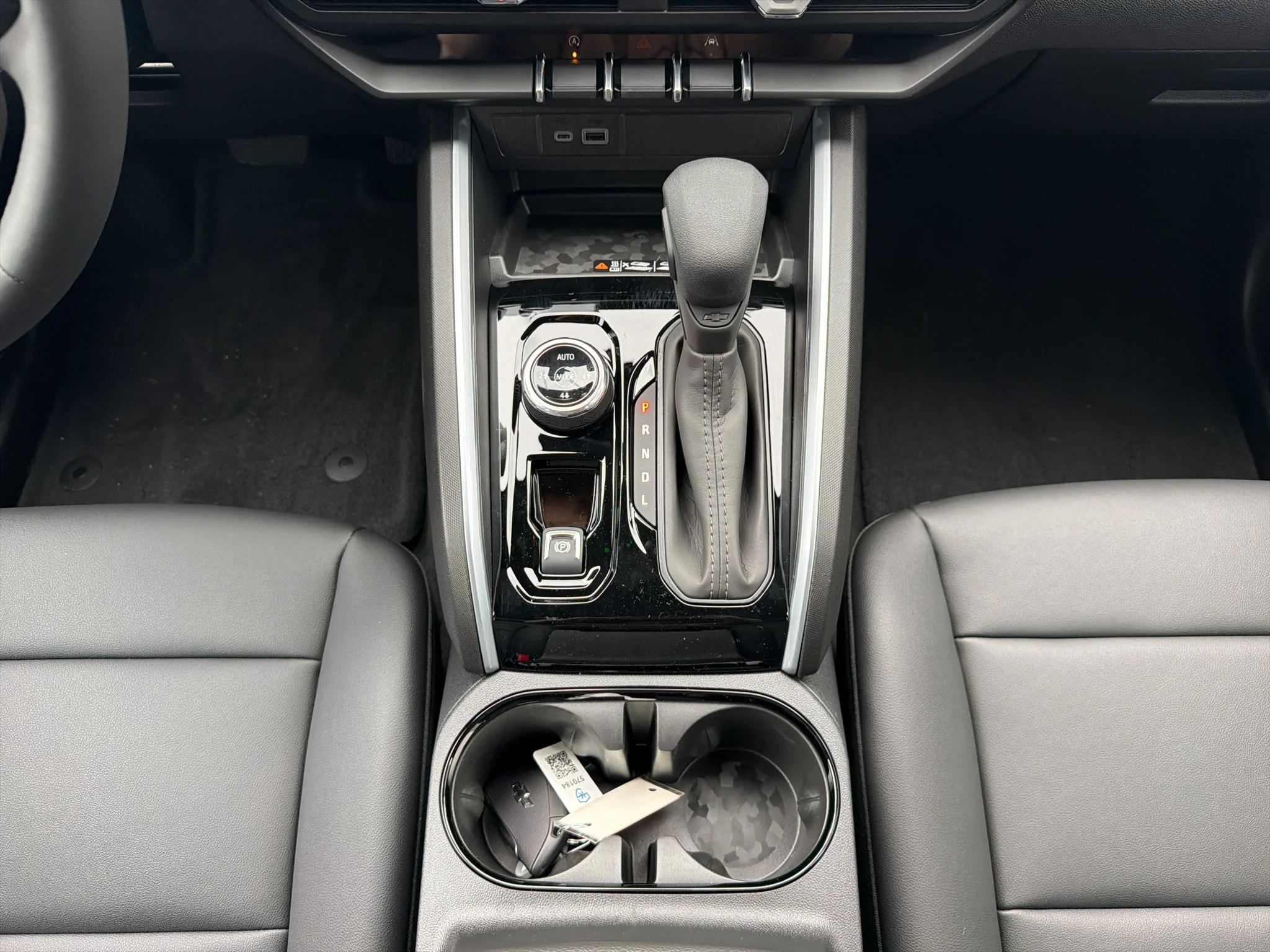 2026 Chevrolet Colorado Trail Boss - Photo 18
