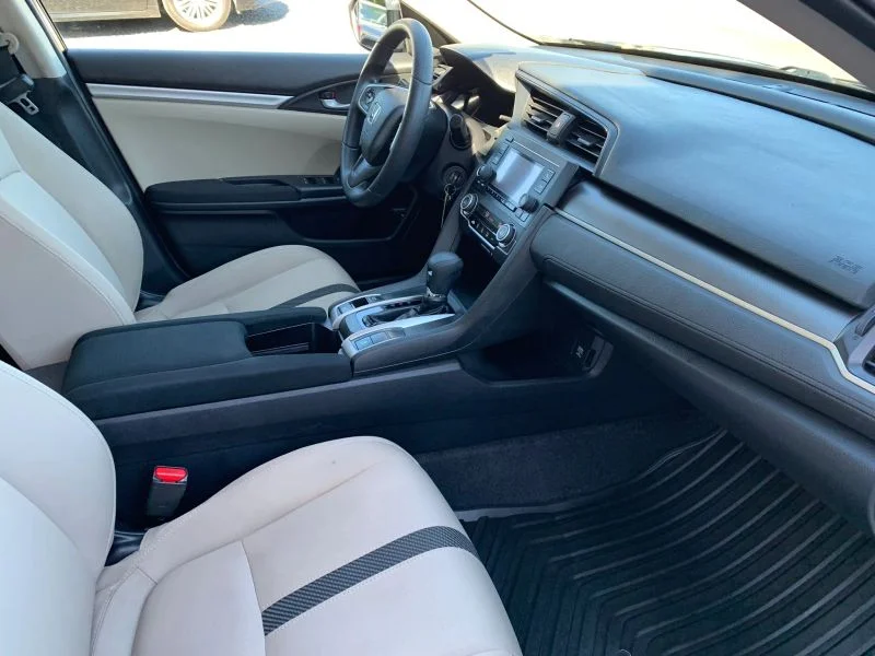 Used 2016 Black Honda LX Sedan 4D image 36