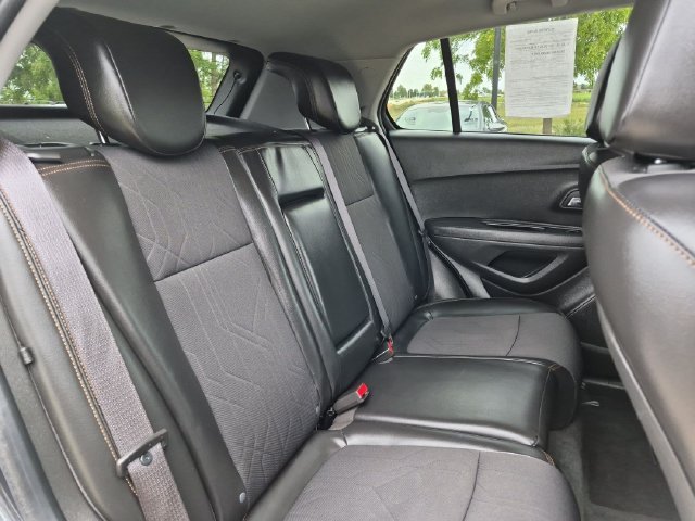 Used 2018 Gray Chevrolet LT image 26