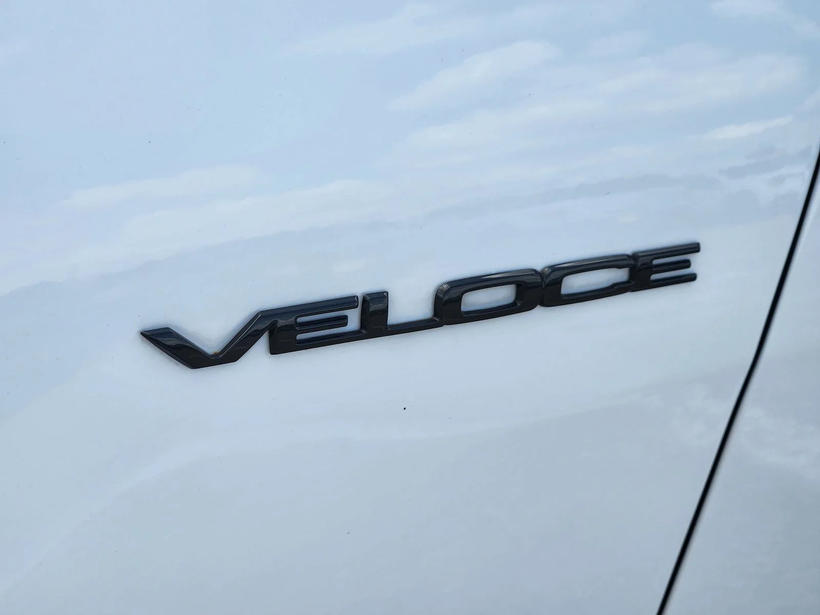 Used 2024 White Alfa Romeo Veloce image 11