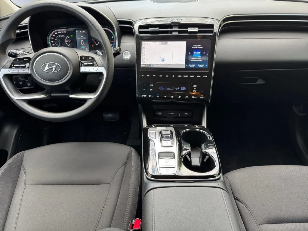 Used 2024 Black Hyundai Blue image 6