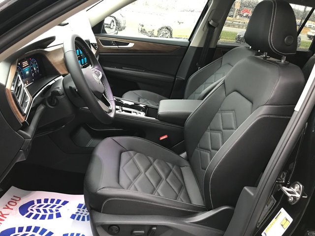 2026 Volkswagen Atlas SE w/Tech - Photo 25