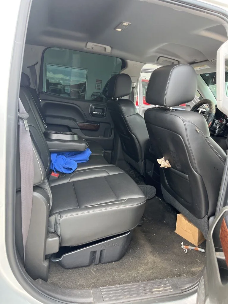 Used 2015 Silver GMC SLT image 23