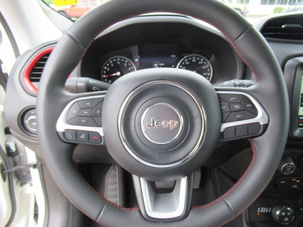 Certified Used 2023 White Jeep Trailhawk image 21
