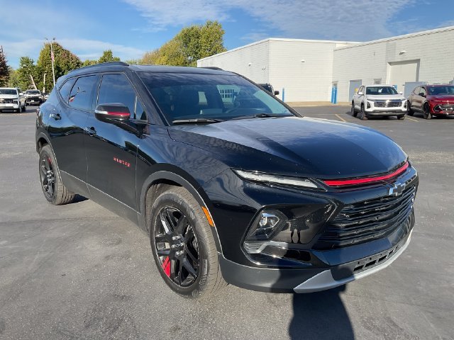 Used 2024 Black Chevrolet 3LT image 3