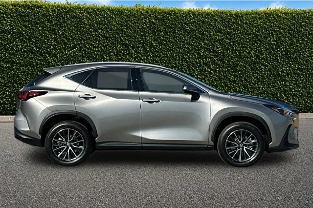 New 2026 Atomic Silver Lexus PREMIUM image 4