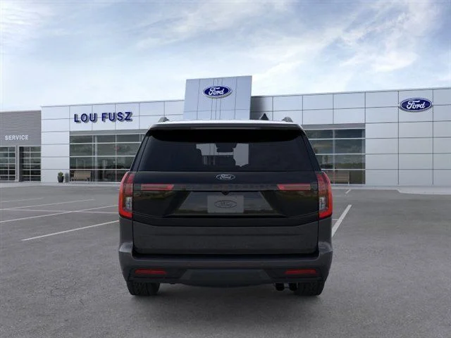 New 2026 Dark Matter Gray Metallic Ford Tremor image 5