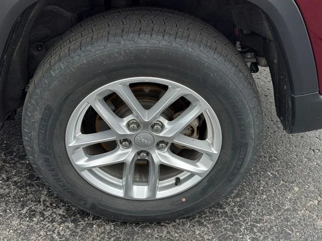 Certified Used 2023 Red Jeep Laredo image 11