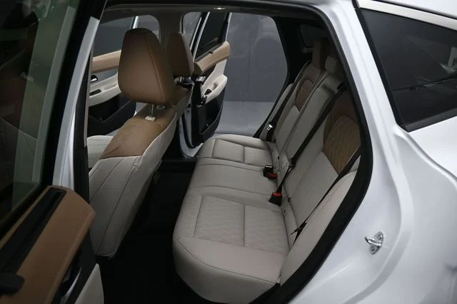 New 2026 Everest White Pearl TriCoat Nissan Platinum image 16