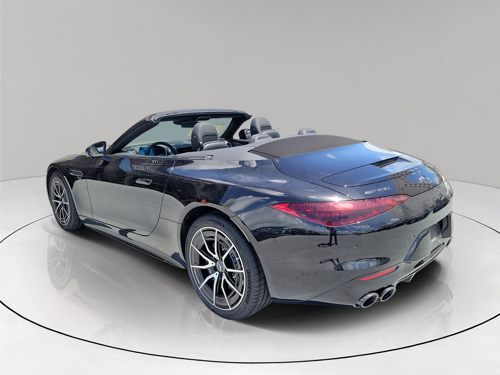 New 2027 Obsidian Black Metallic Mercedes-Benz AMG® SL 43 Roadster image 32