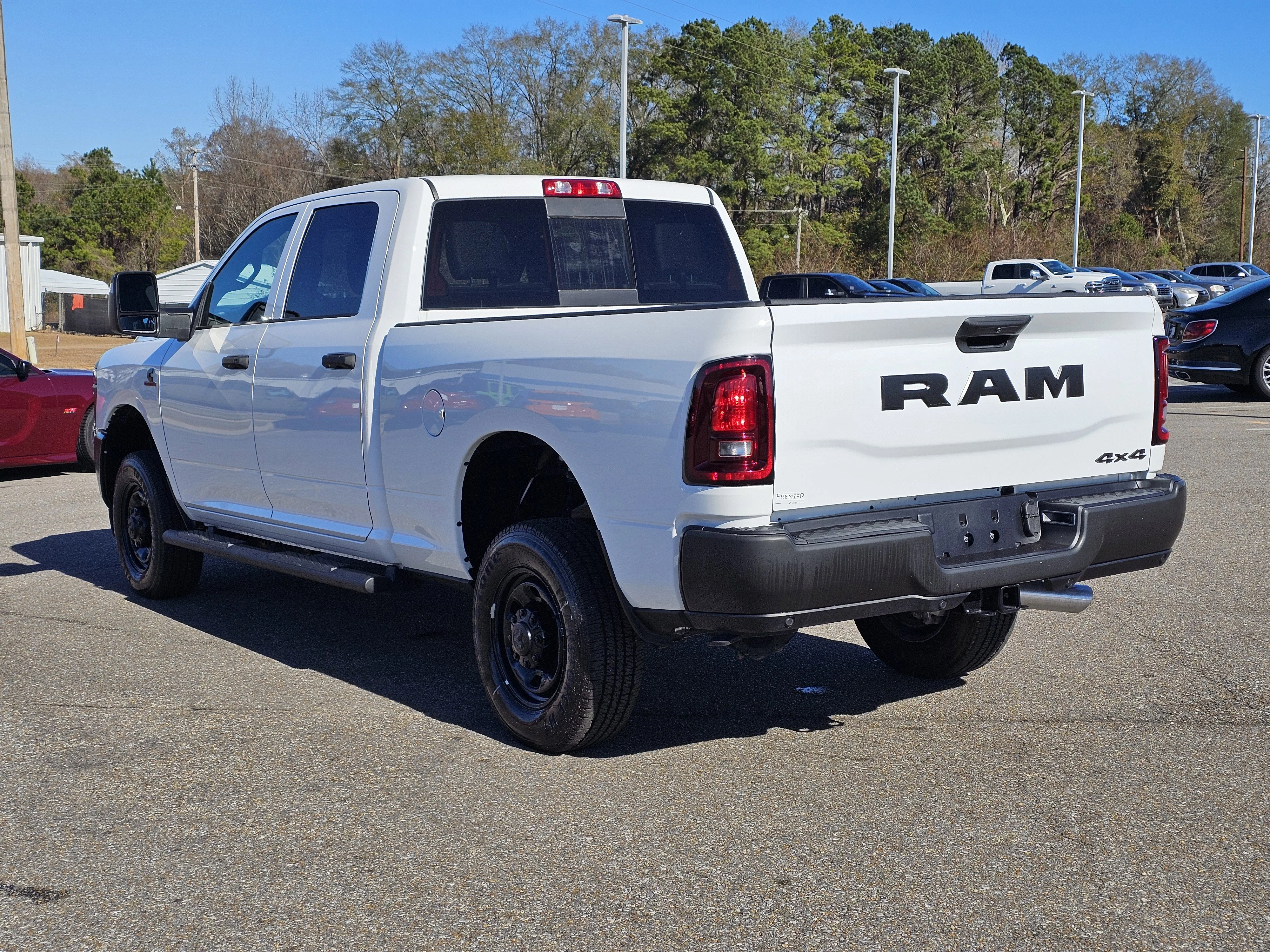2025 RAM 2500 Tradesman - Photo 12
