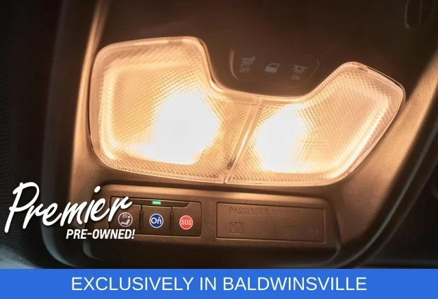 Used 2025 White Chevrolet Z71 image 30