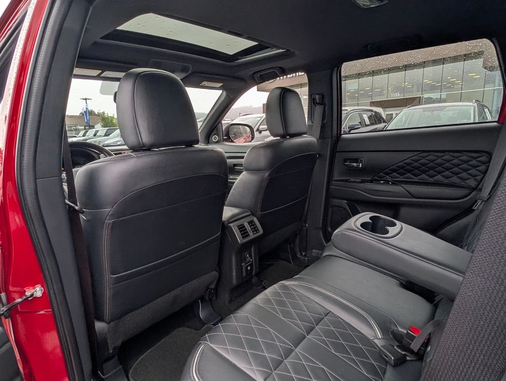 2021 Mitsubishi Outlander GT - Photo 15