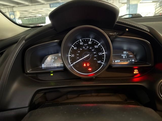 Used 2019 White Mazda Touring image 7