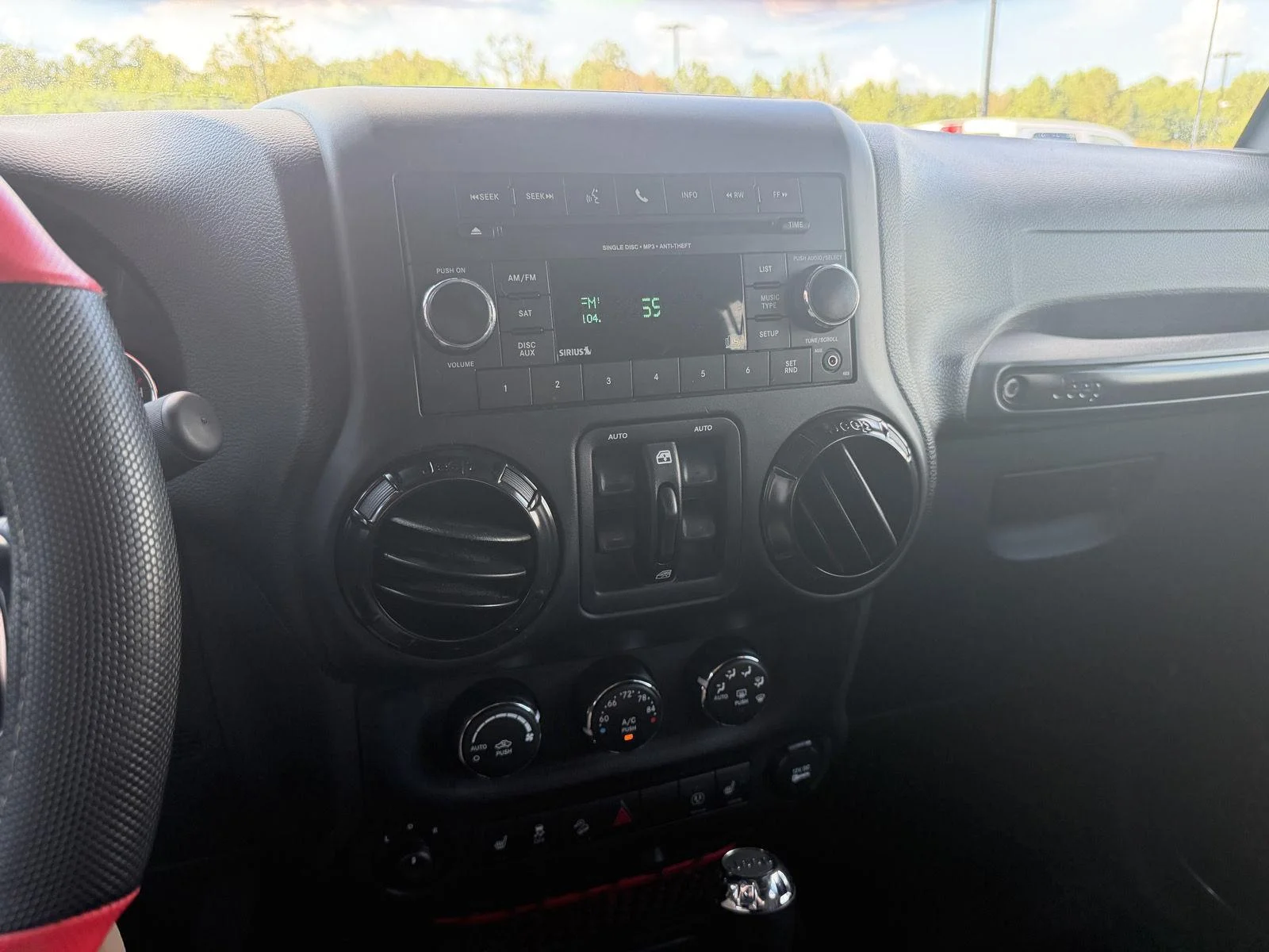 Used 2017 Granite Crystal Metallic Clearcoat Jeep Rubicon Recon image 11