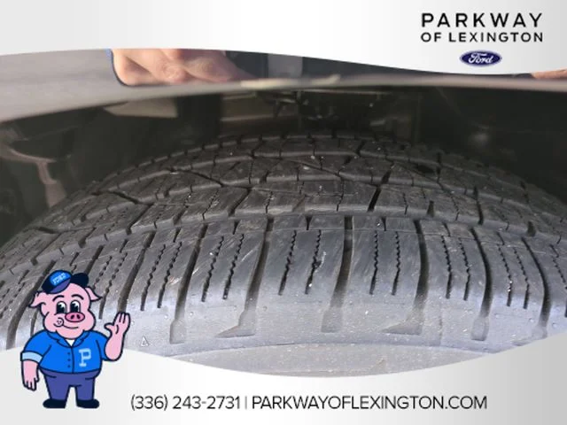 Used 2016 Black Ford SE image 11