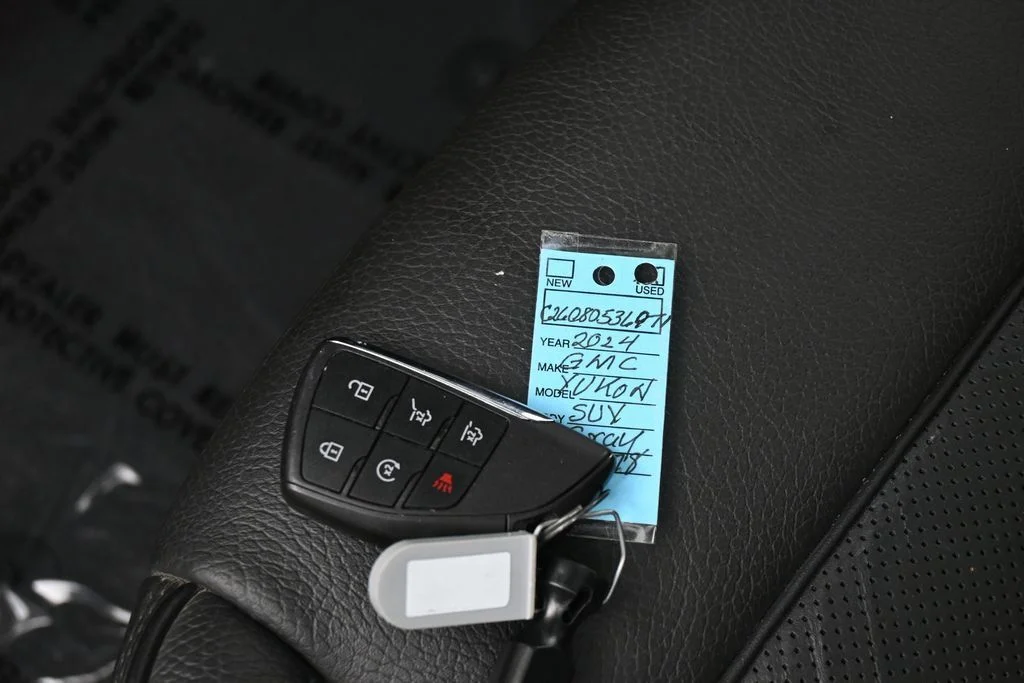 Used 2024 Sterling Metallic GMC Denali image 20
