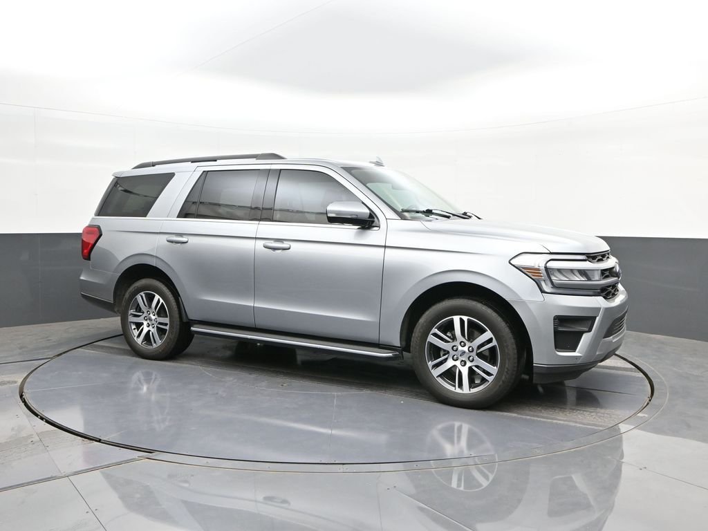 Used 2022 Silver Ford XLT image 17