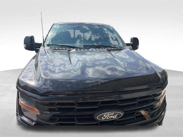Used 2025 Black Ford XLT image 7