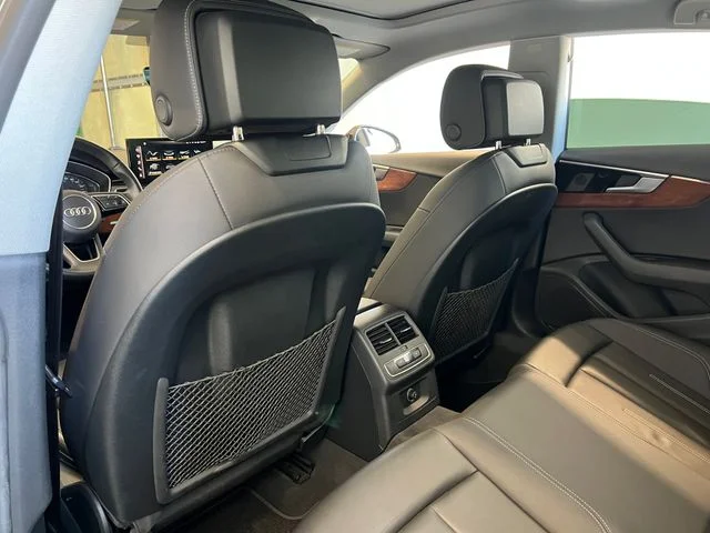 Used 2022 Brilliant Black Audi Premium image 40