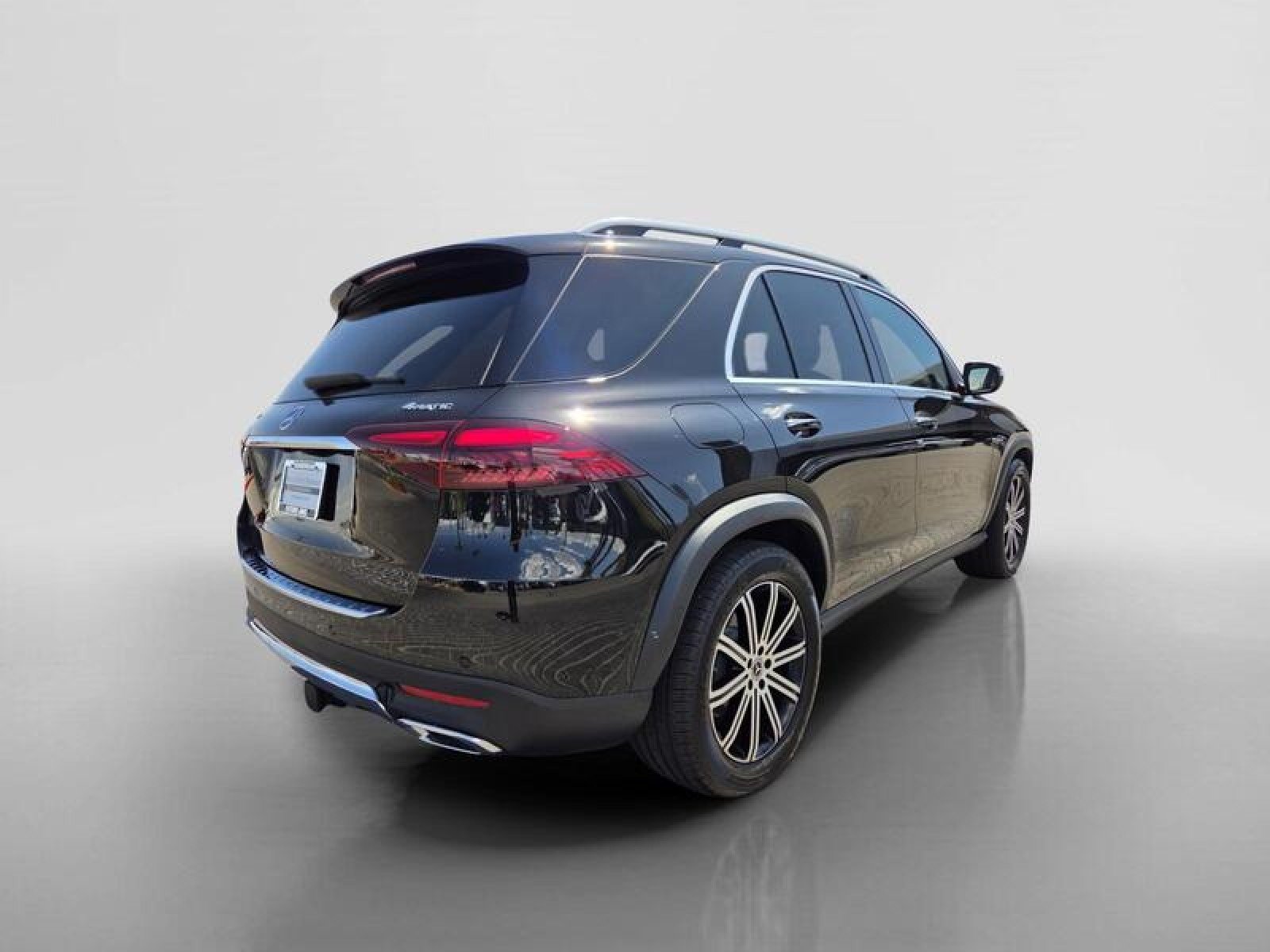 Certified Used 2026 Obsidian Black Metallic Mercedes-Benz GLE 350 image 5