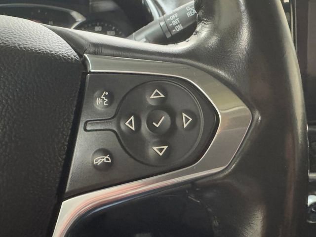 Used 2018 GRAPHITE METALLIC Chevrolet LT Leather image 20