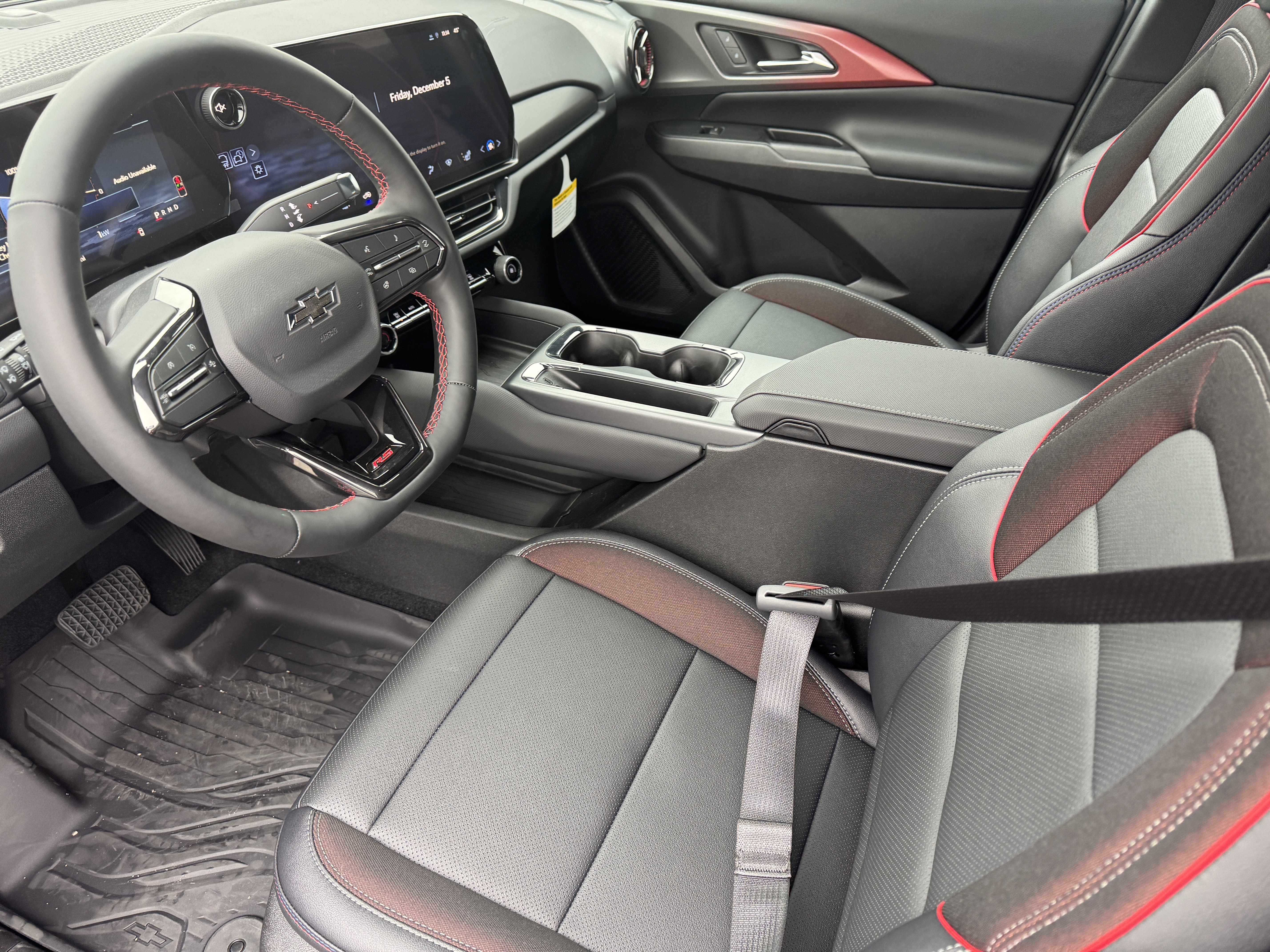 2026 Chevrolet Equinox EV RS - Photo 9
