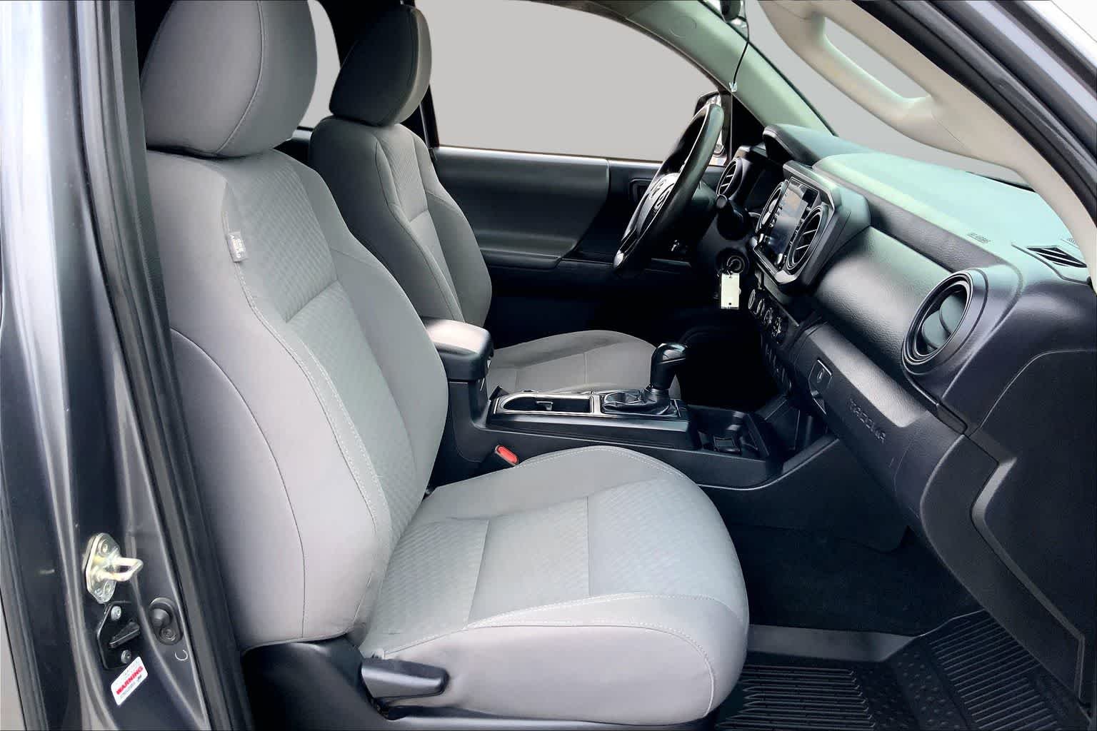 Used 2020 Magnetic Gray Metallic Toyota SR image 9