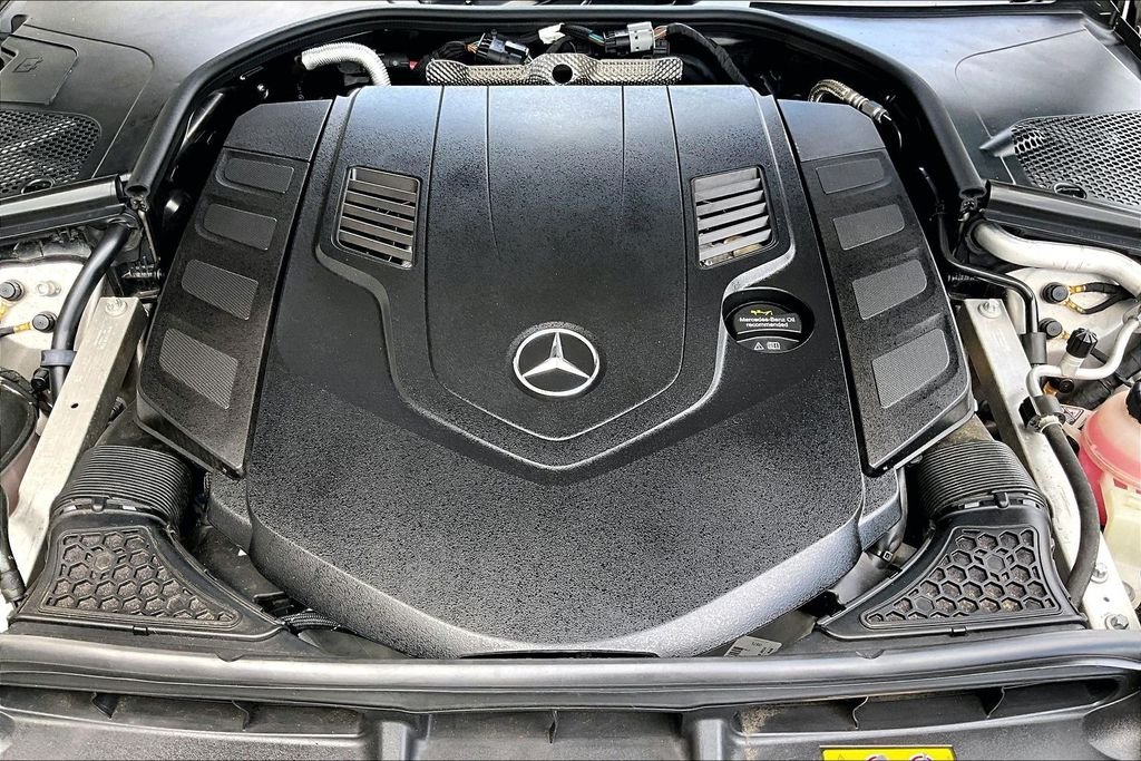 Certified Used 2022 Silver Mercedes-Benz S 580 image 9